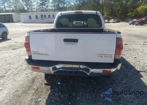 2011 Toyota Tacoma Prerunner V6 from USA, damaged, VIN 3TMJU4GN3BM112325